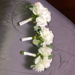 bridal bouquets (fake flowers)